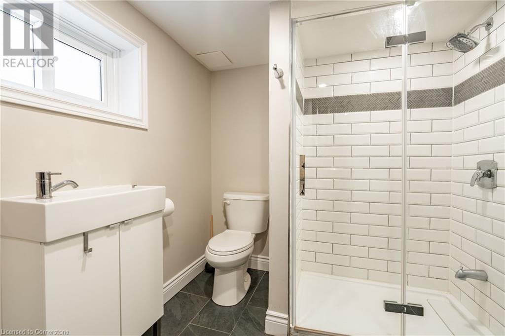 207 East 33rd Street, Hamilton, Ontario  L8V 3T7 - Photo 33 - 40712543