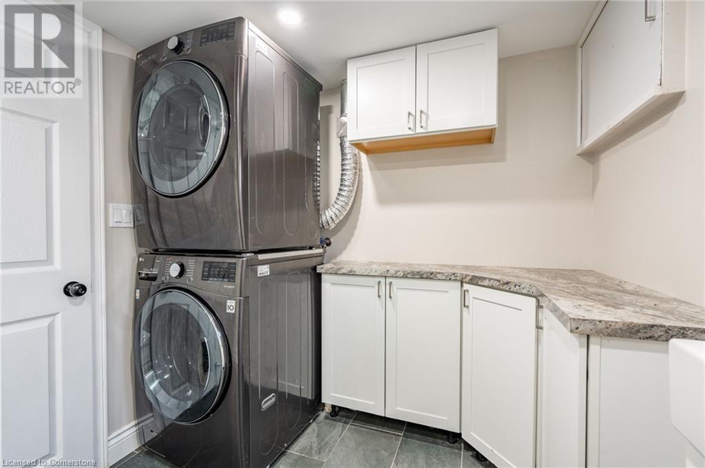 207 East 33rd Street, Hamilton, Ontario  L8V 3T7 - Photo 34 - 40712543