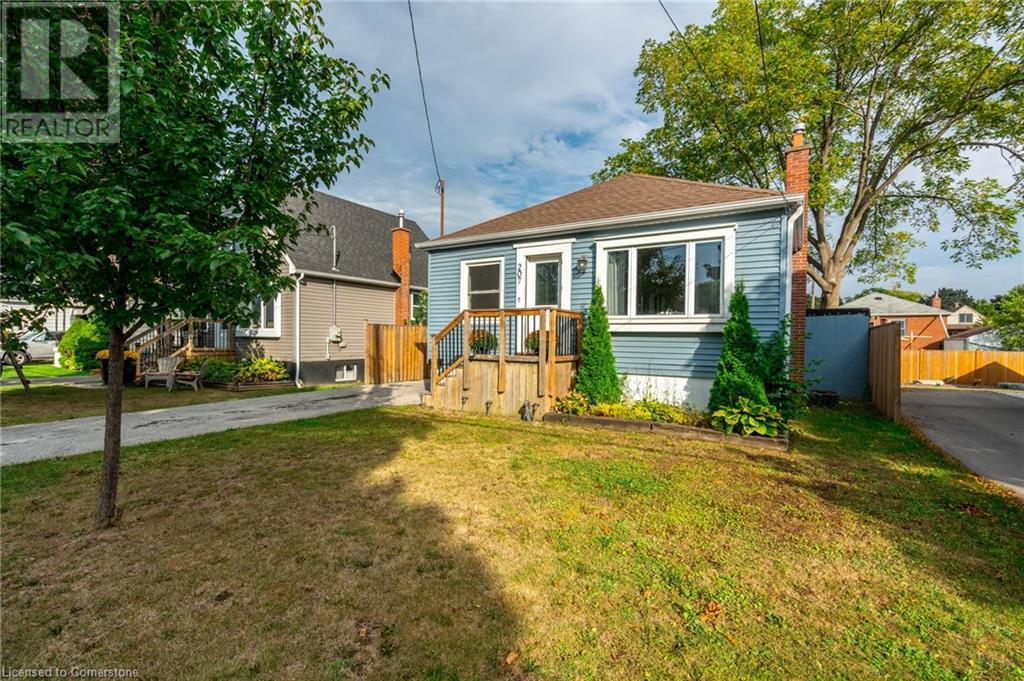 207 East 33rd Street, Hamilton, Ontario  L8V 3T7 - Photo 7 - 40712543