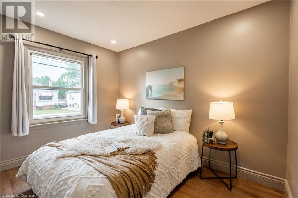 207 East 33rd Street, Hamilton, Ontario  L8V 3T7 - Photo 17 - 40712543
