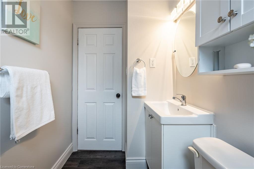 207 East 33rd Street, Hamilton, Ontario  L8V 3T7 - Photo 29 - 40712543