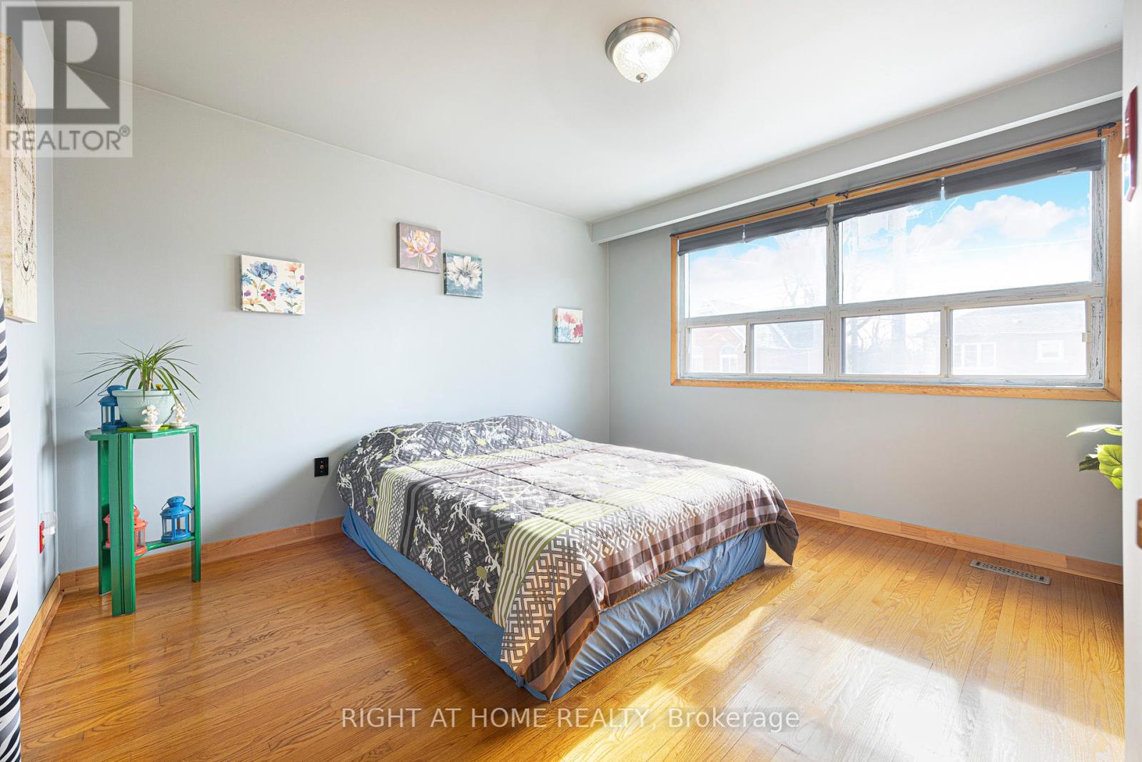 56 John Street, Toronto, Ontario  M9N 1J7 - Photo 15 - W12070655