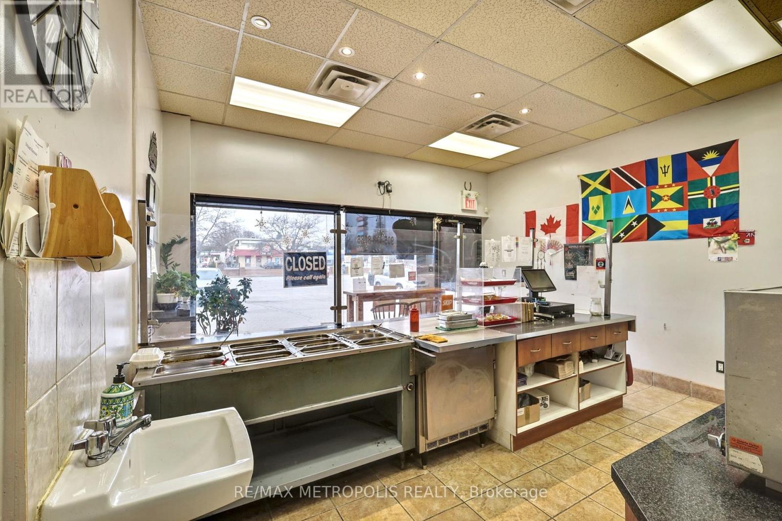 F5 - 1051 Simcoe Street N, Oshawa, Ontario  L1G 4S1 - Photo 12 - E12092212