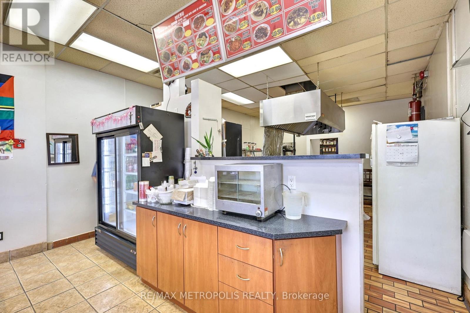 F5 - 1051 Simcoe Street N, Oshawa, Ontario  L1G 4S1 - Photo 6 - E12092212