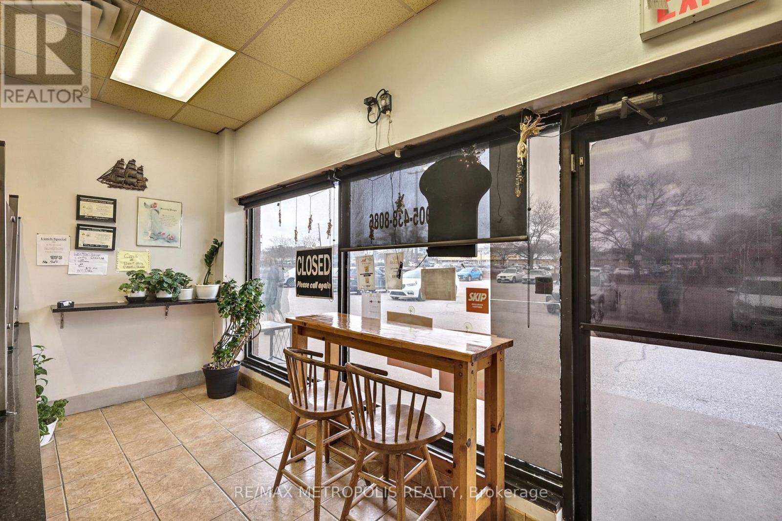 F5 - 1051 Simcoe Street N, Oshawa, Ontario  L1G 4S1 - Photo 4 - E12092212