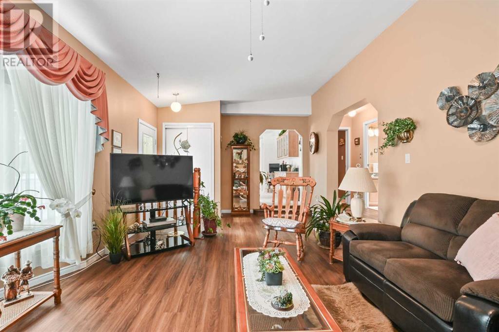 321, 37543 England Way, Rural Red Deer County, Alberta  T4S 2C3 - Photo 7 - A2207641