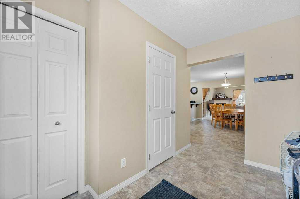 Property at 193 LUXSTONE Way SW image 5