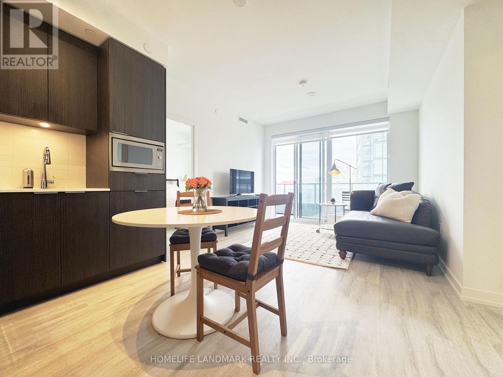 1205 - 7 Golden Lion Heights, Toronto, Ontario  M2M 0C1 - Photo 6 - C12094495