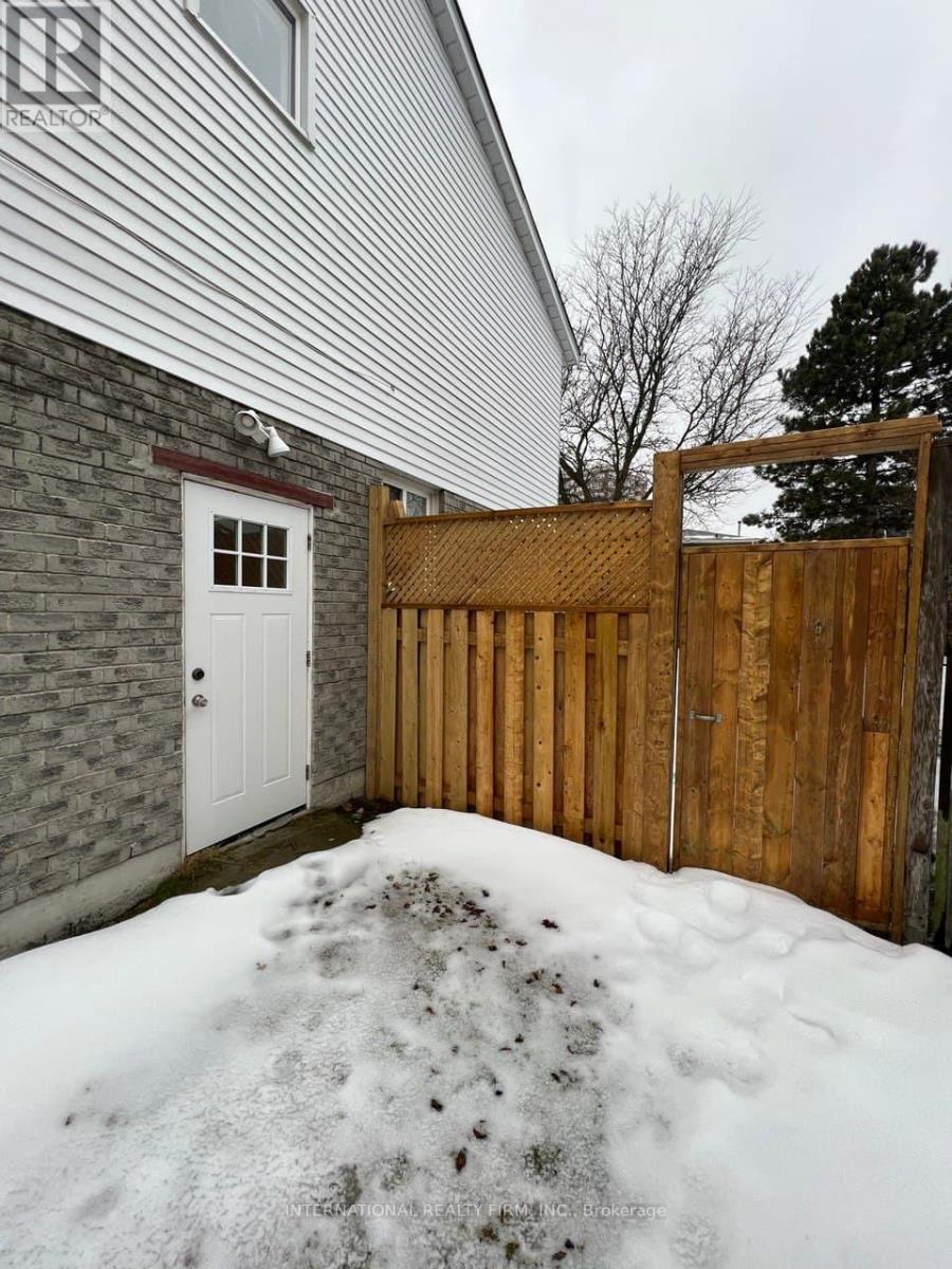 Basement - 16 Constellation Crescent, Richmond Hill, Ontario  L4C 8J7 - Photo 1 - N12094494