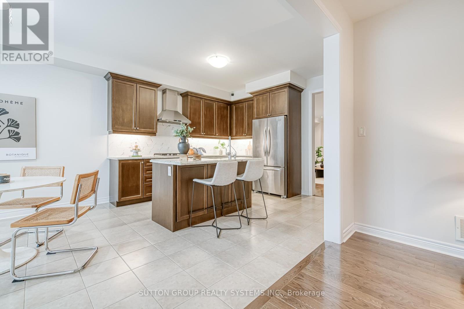 3329 Post Road, Oakville, Ontario  L6H 0Y5 - Photo 15 - W12094511
