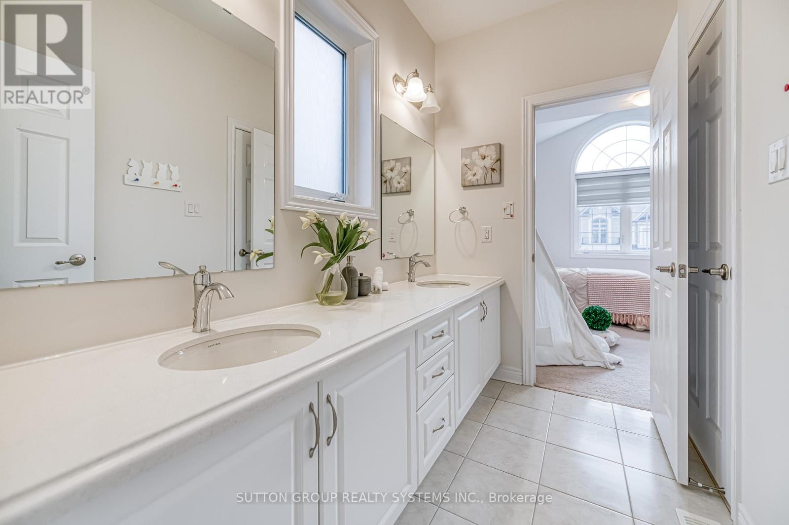 3329 Post Road, Oakville, Ontario  L6H 0Y5 - Photo 34 - W12094511