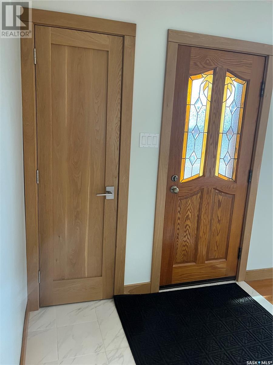 Property at 2814 Sinton AVENUE image 2