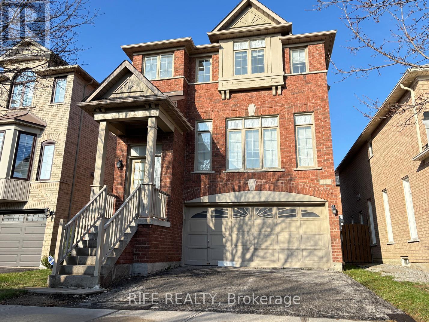 111 Orchard Hill Boulevard, Markham, Ontario  L6C 2M4 - Photo 1 - N12094518