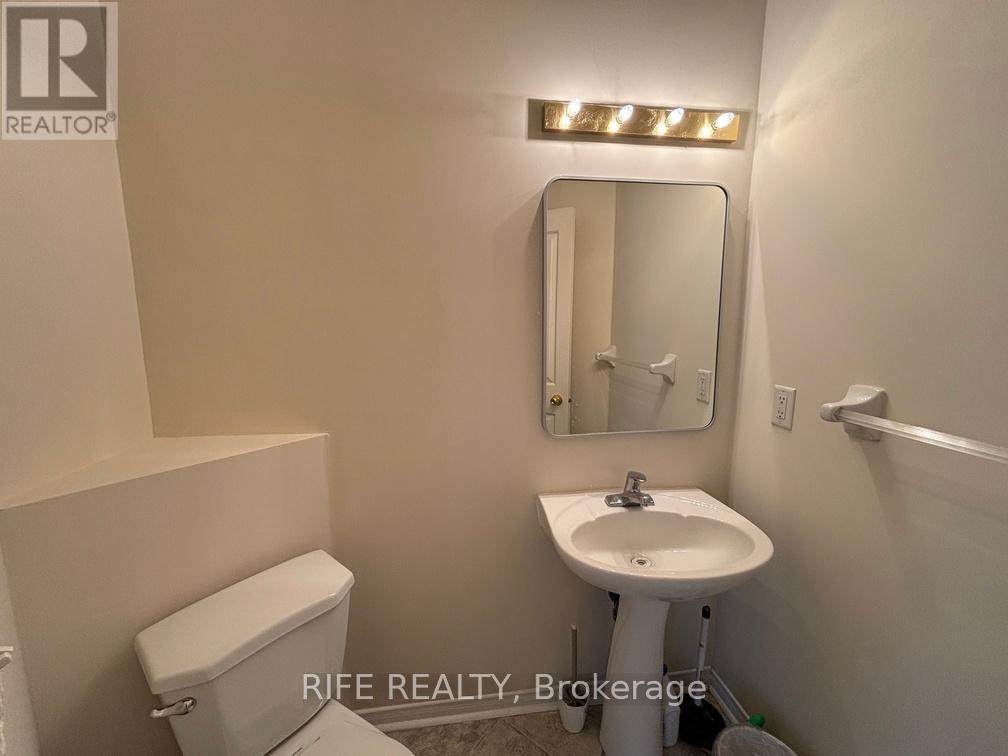 111 Orchard Hill Boulevard, Markham, Ontario  L6C 2M4 - Photo 12 - N12094518