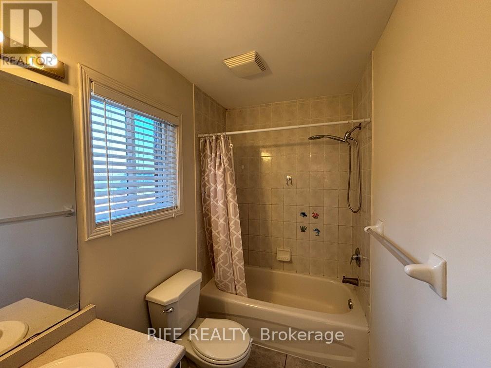 111 Orchard Hill Boulevard, Markham, Ontario  L6C 2M4 - Photo 21 - N12094518