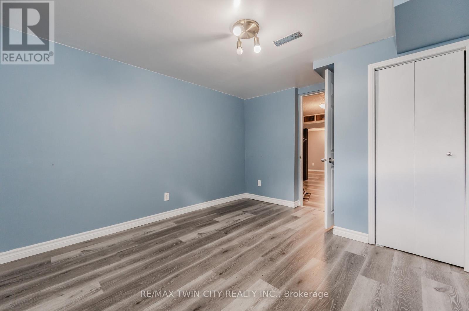 136 St Jerome Crescent, Kitchener, Ontario  N2C 2L2 - Photo 35 - X12094522