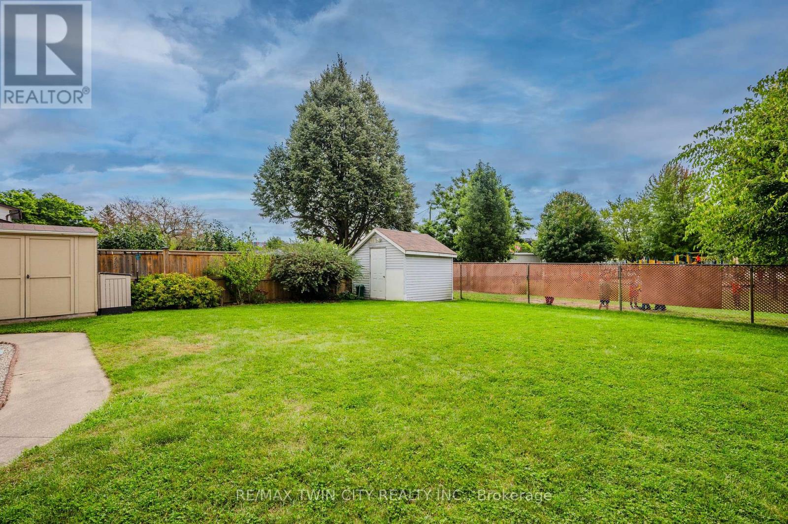 136 St Jerome Crescent, Kitchener, Ontario  N2C 2L2 - Photo 39 - X12094522