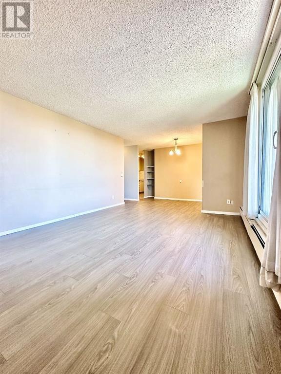 Property at 702, 4944 Dalton Drive NW image 5