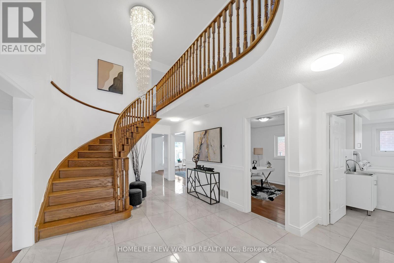 Property at 803 SHANAHAN BOULEVARD image 2