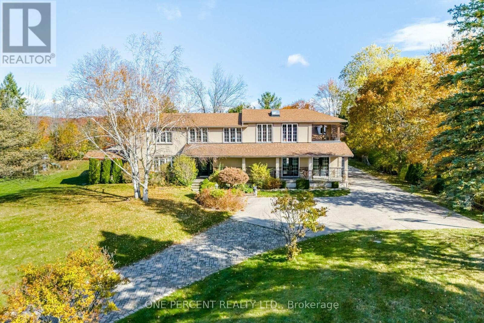 Property at 110 PALMER CIRCLE image 2