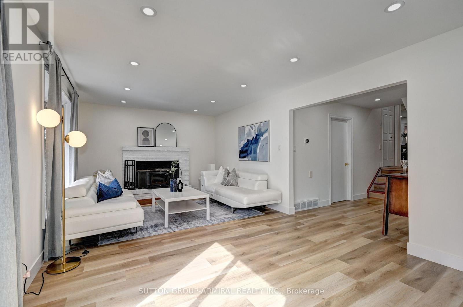 383 Stillmeadow Circle, Waterloo, Ontario  N2L 5M1 - Photo 10 - X12094572