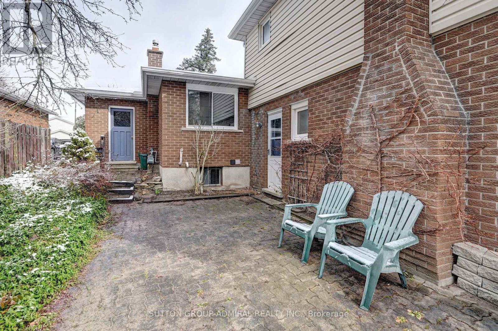 383 Stillmeadow Circle, Waterloo, Ontario  N2L 5M1 - Photo 48 - X12094572