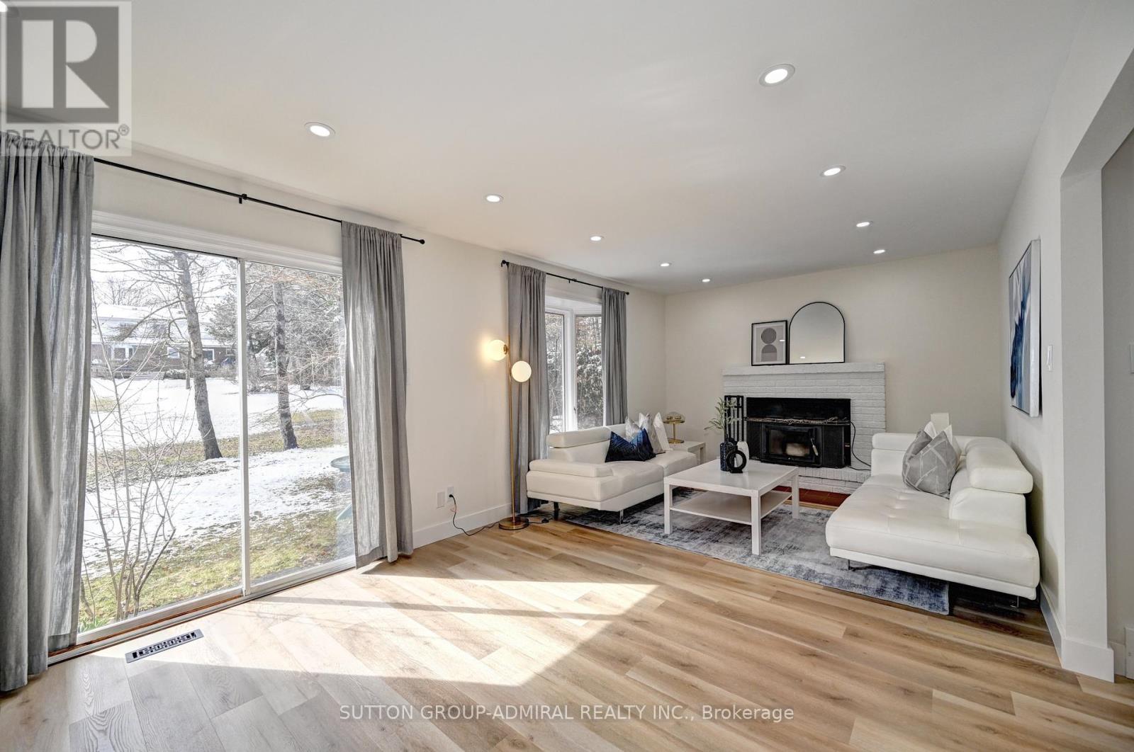 383 Stillmeadow Circle, Waterloo, Ontario  N2L 5M1 - Photo 9 - X12094572