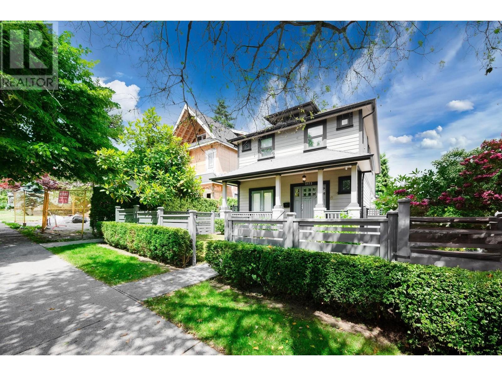 Property at 2173 CHARLES STREET image 2