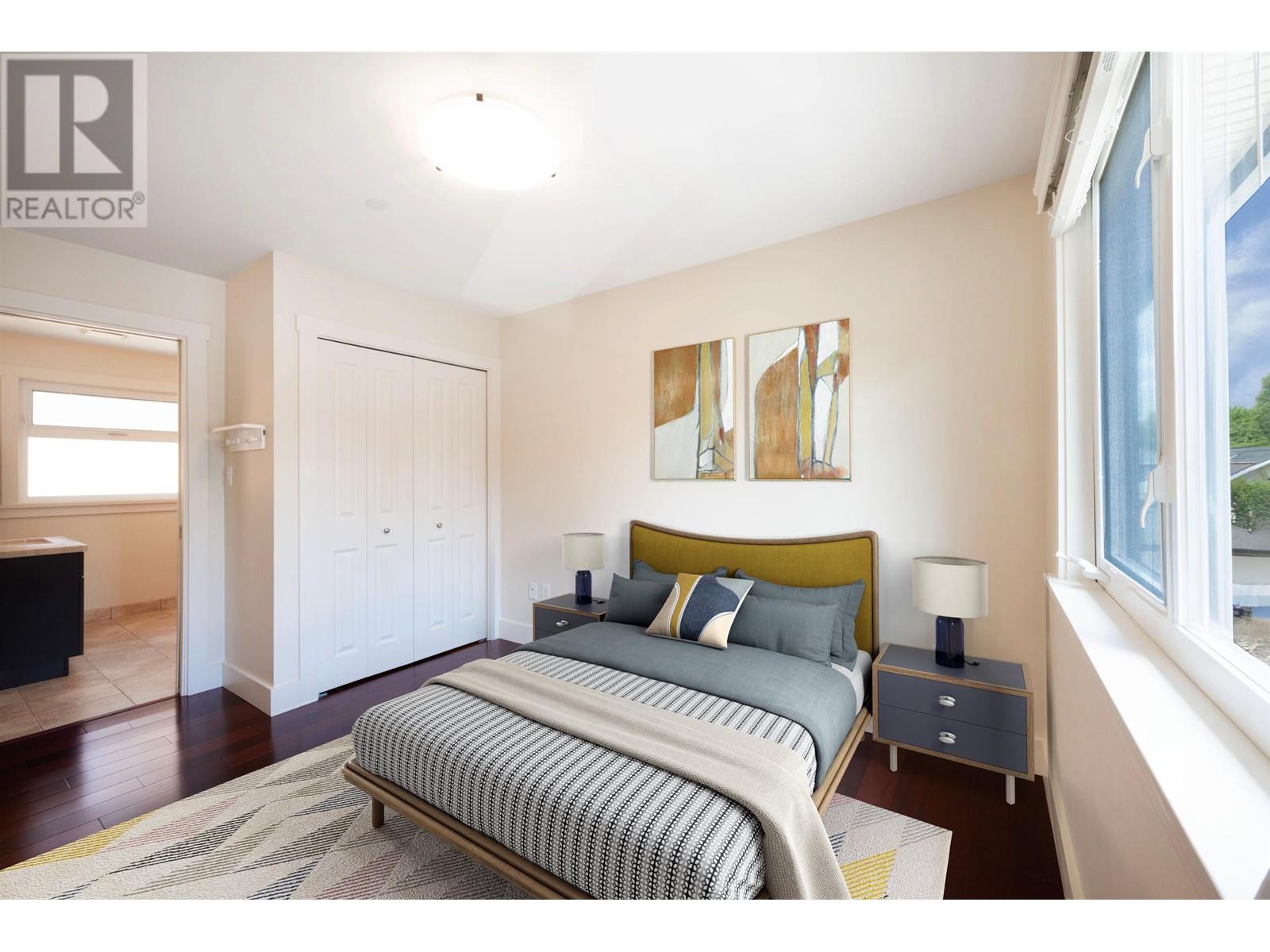 Listing Picture 12 of 19 : 2173 CHARLES STREET, Vancouver / 溫哥華 - 魯藝地產 Yvonne Lu Group - MLS Medallion Club Member