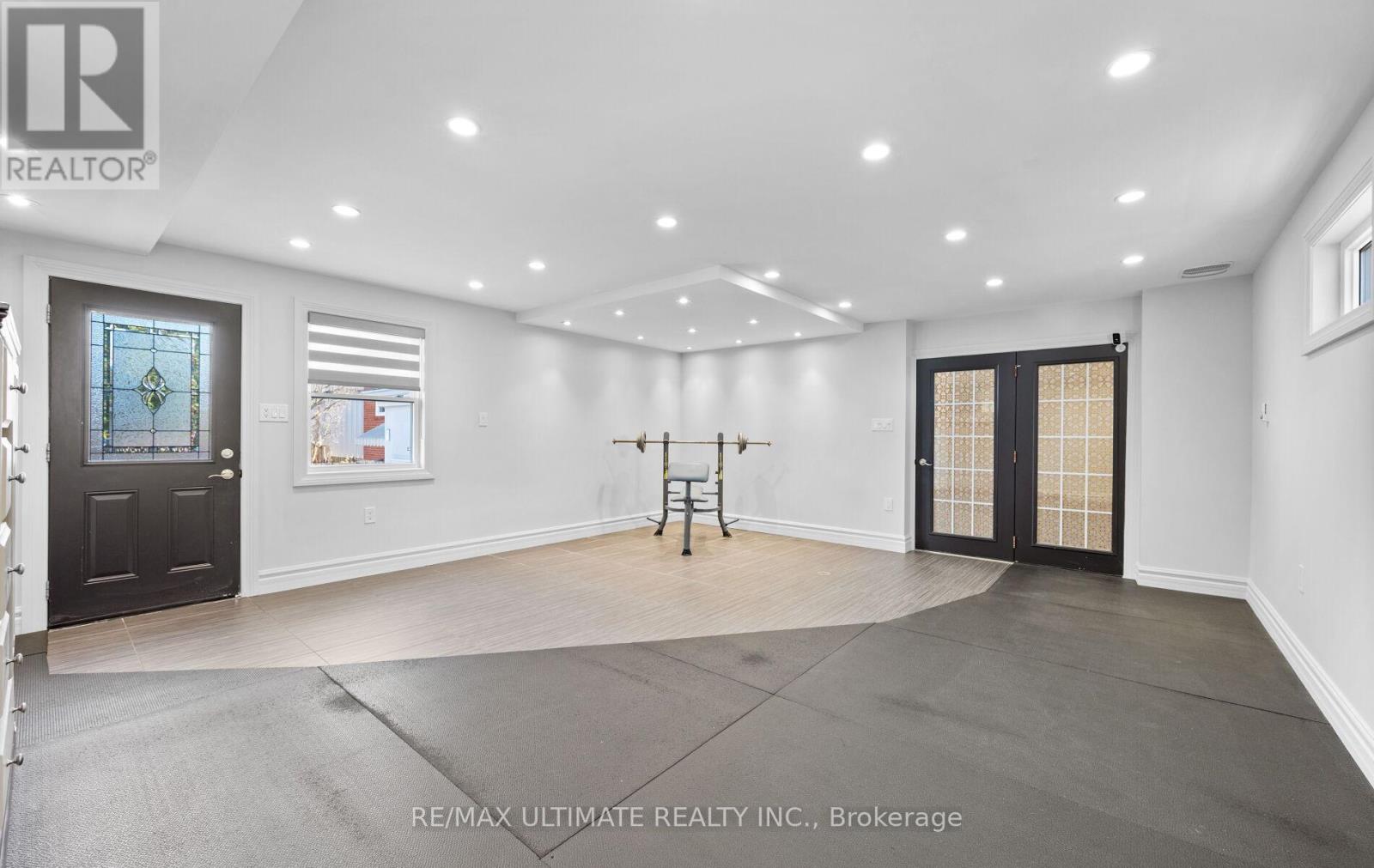 1209 Pharmacy Avenue, Toronto, Ontario  M1R 2H8 - Photo 14 - E12094583