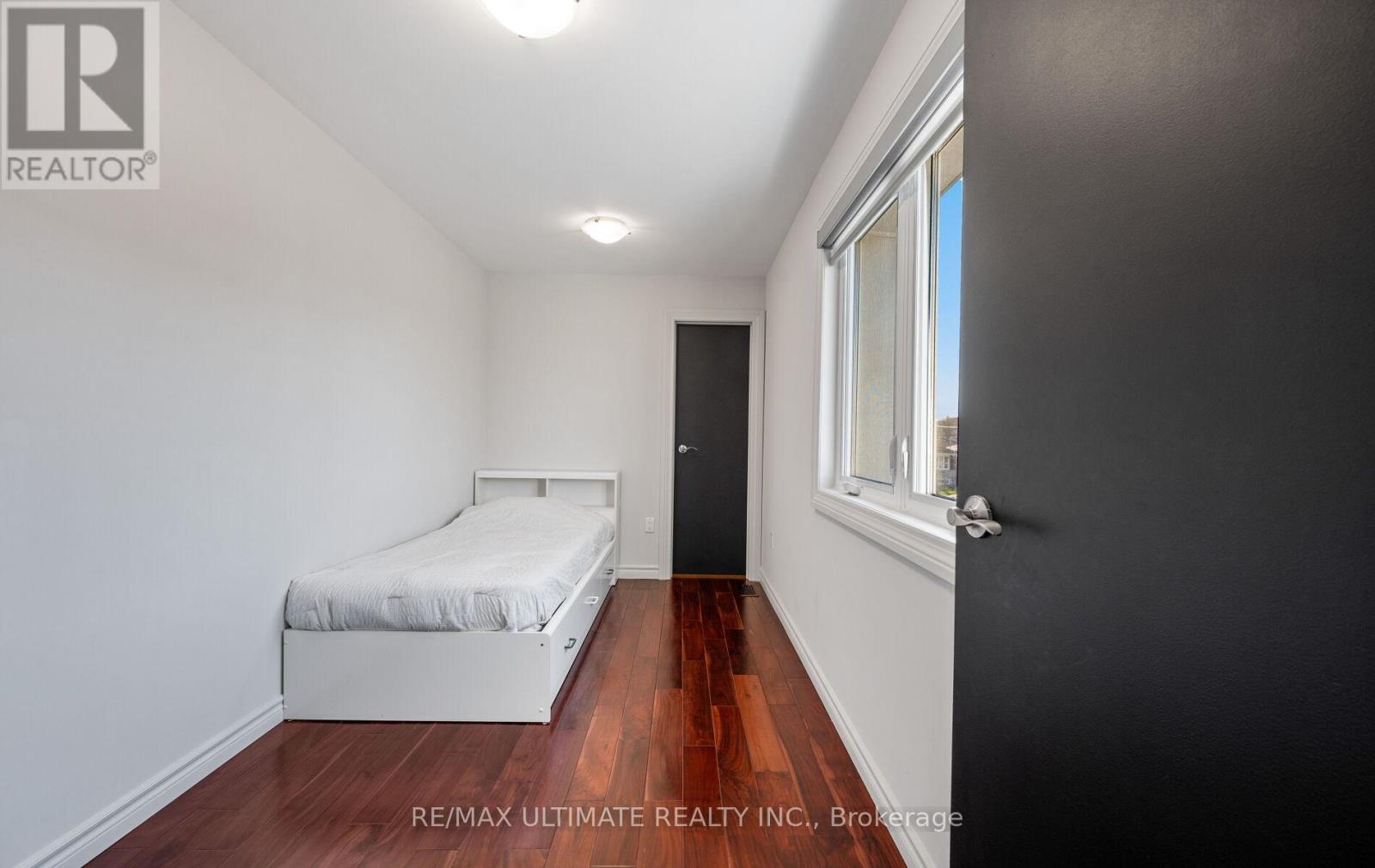 1209 Pharmacy Avenue, Toronto, Ontario  M1R 2H8 - Photo 26 - E12094583