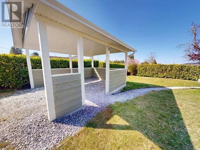 Property at 7228 BARNET STREET image 5