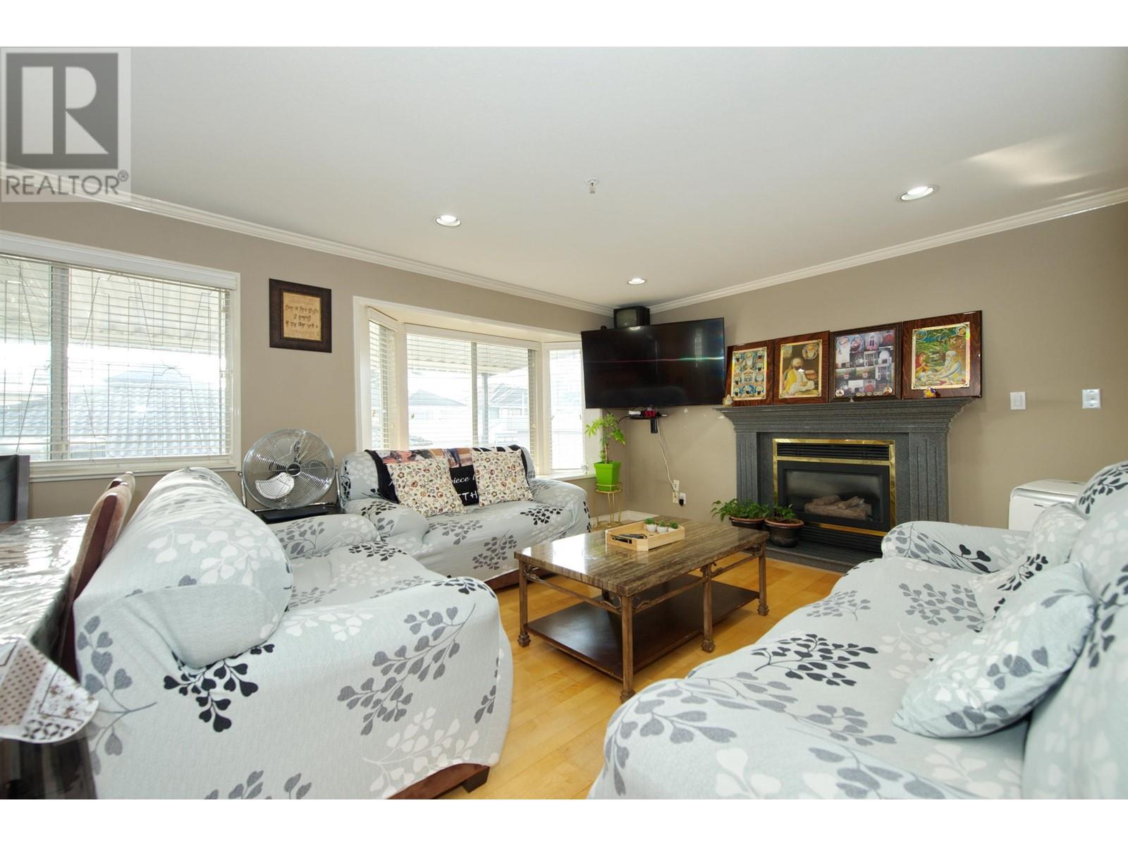 7463 Gladstone Street, Vancouver, British Columbia  V5P 4G9 - Photo 12 - R2989829