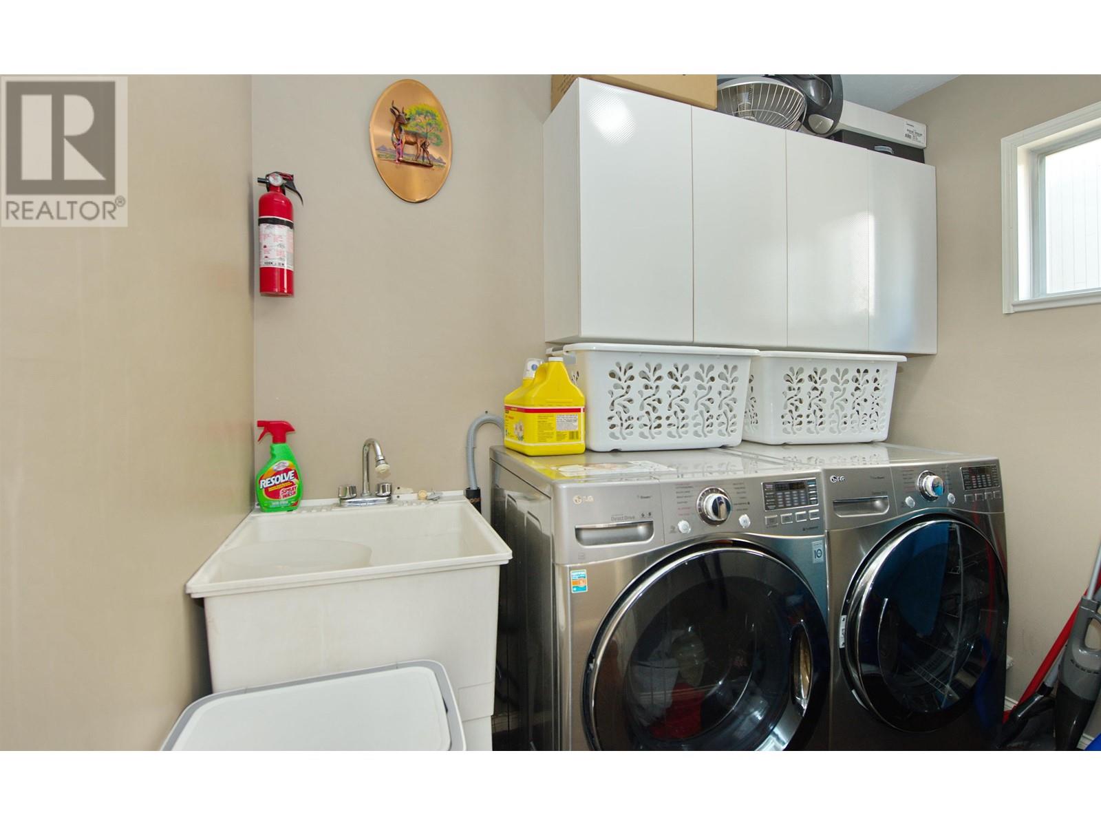 7463 Gladstone Street, Vancouver, British Columbia  V5P 4G9 - Photo 35 - R2989829