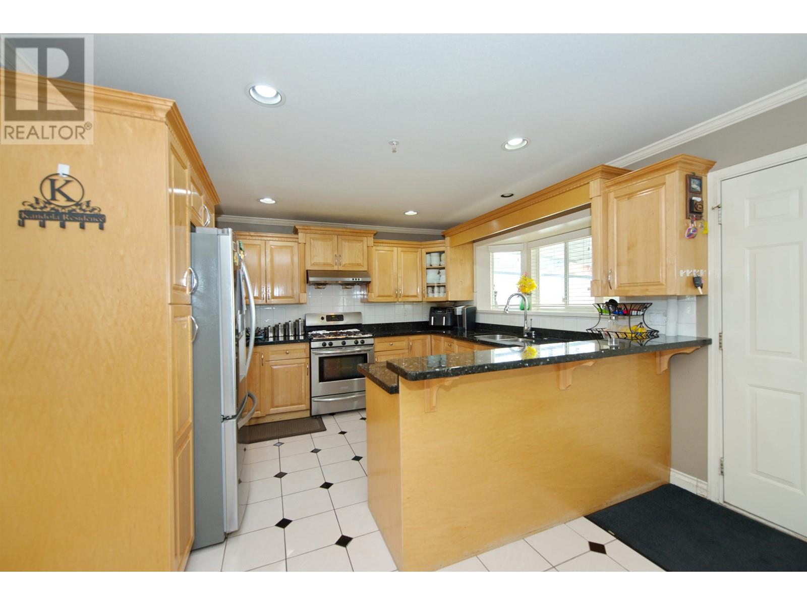 7463 Gladstone Street, Vancouver, British Columbia  V5P 4G9 - Photo 18 - R2989829