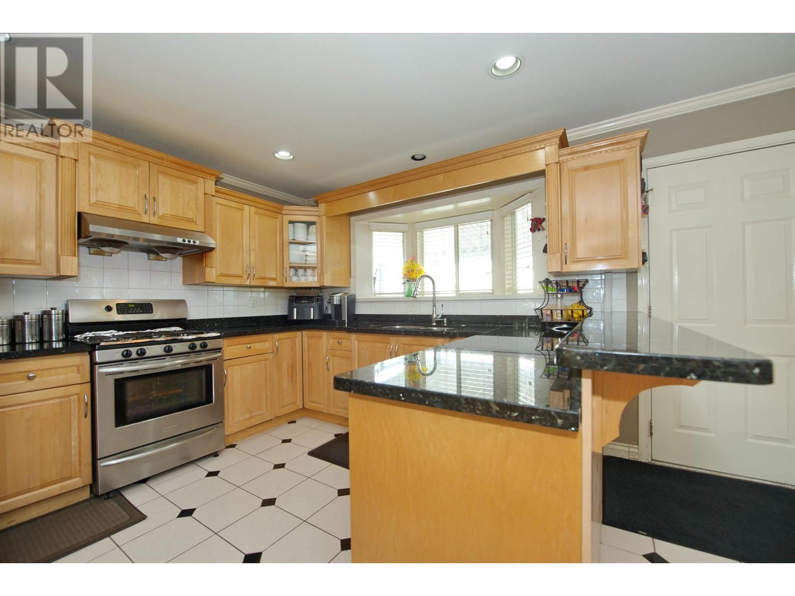 7463 Gladstone Street, Vancouver, British Columbia  V5P 4G9 - Photo 20 - R2989829