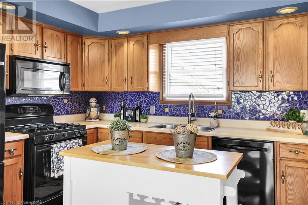 5001 Hillside Drive, Beamsville, Ontario  L3J 0L1 - Photo 7 - 40694432
