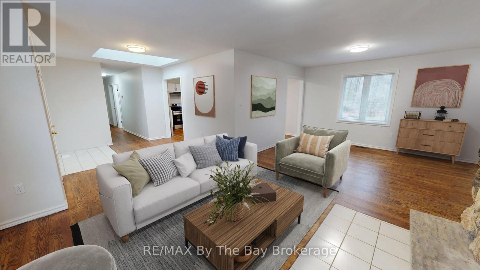 Property at 12 BRIDLEWOOD CRESCENT image 3