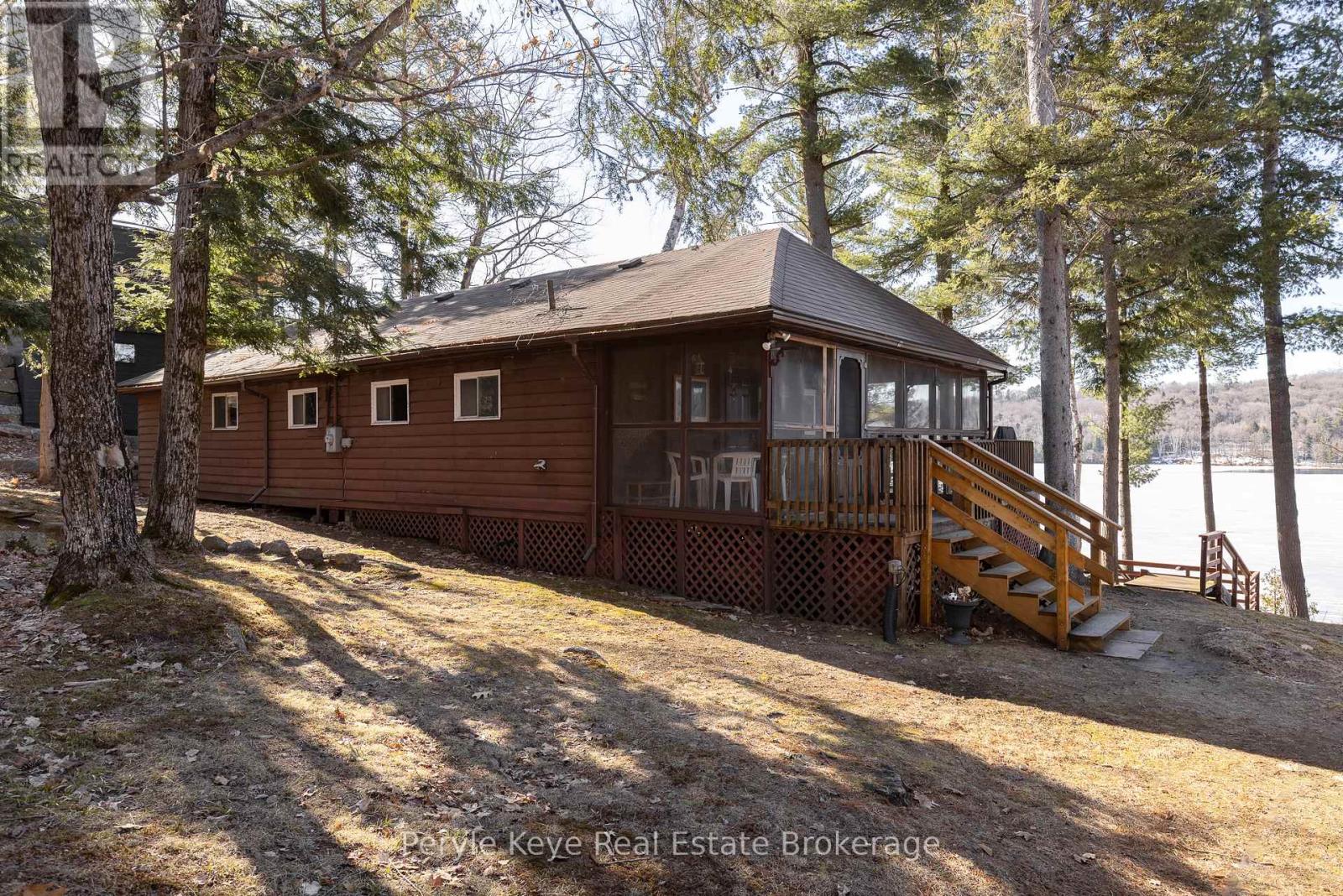 259 South Drive, Huntsville, Ontario  P1H 2J2 - Photo 10 - X12094651