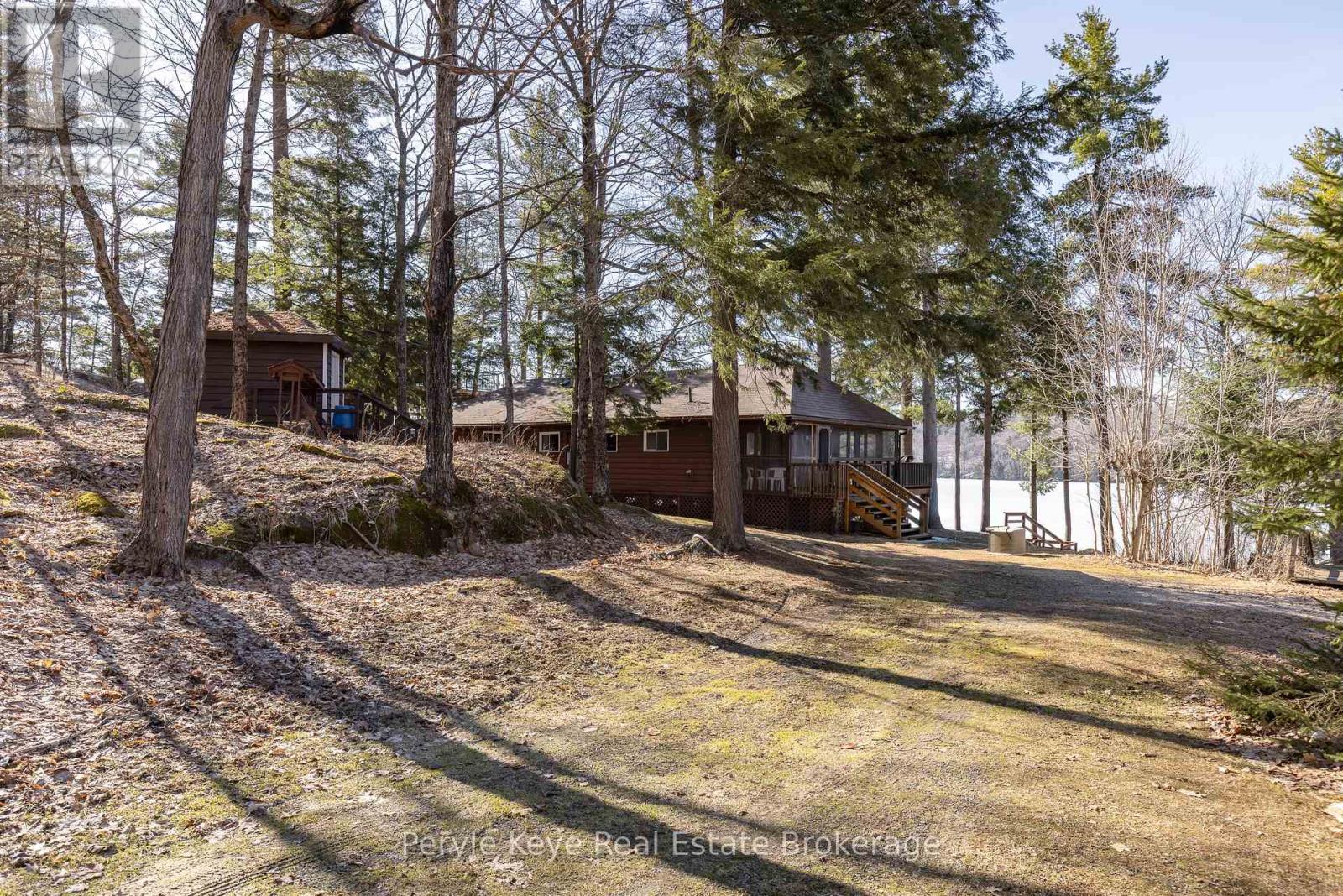 259 South Drive, Huntsville, Ontario  P1H 2J2 - Photo 9 - X12094651
