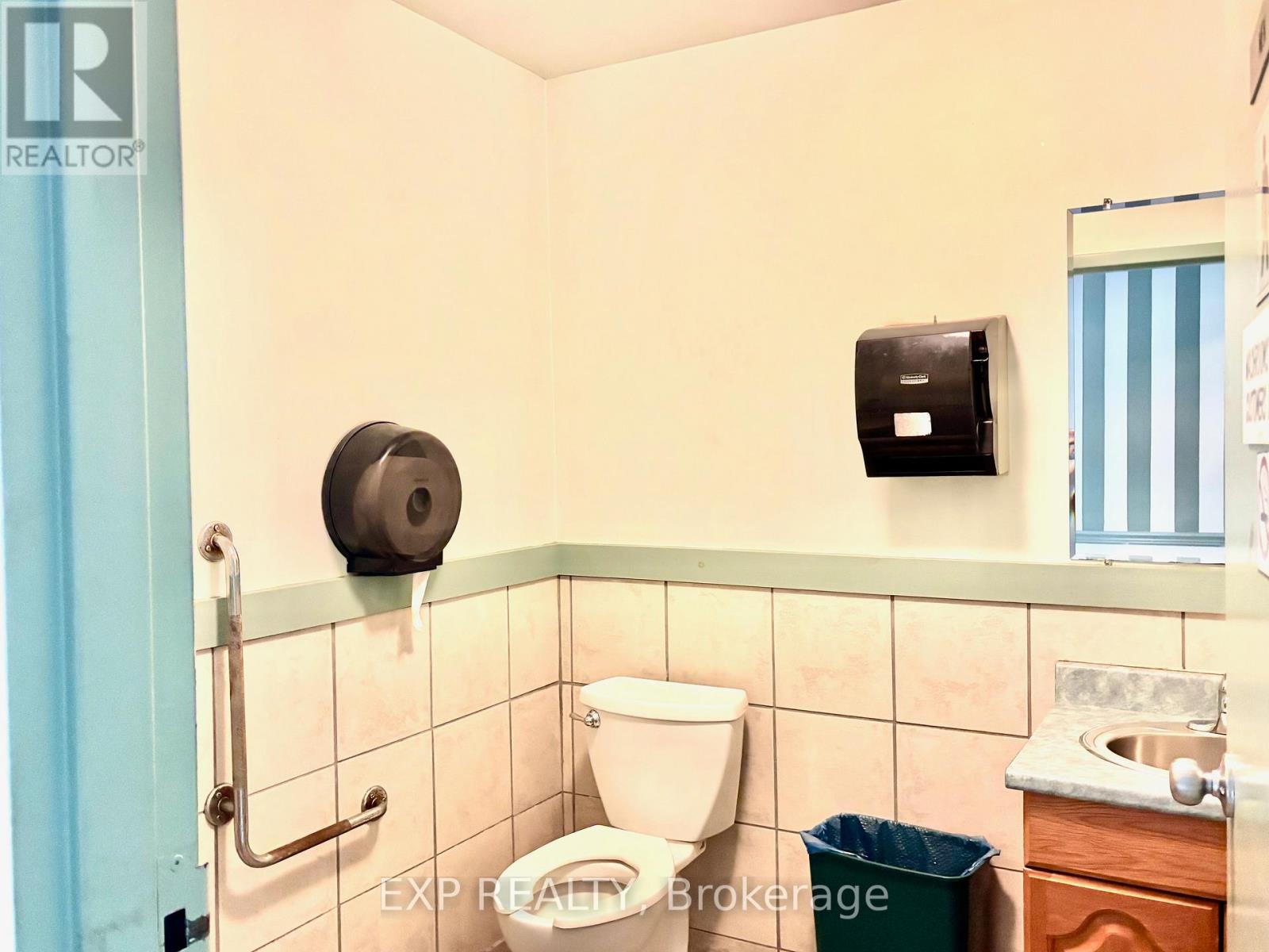 23 Bay Street N, Madawaska Valley, Ontario  K0J 1B0 - Photo 24 - X12094584