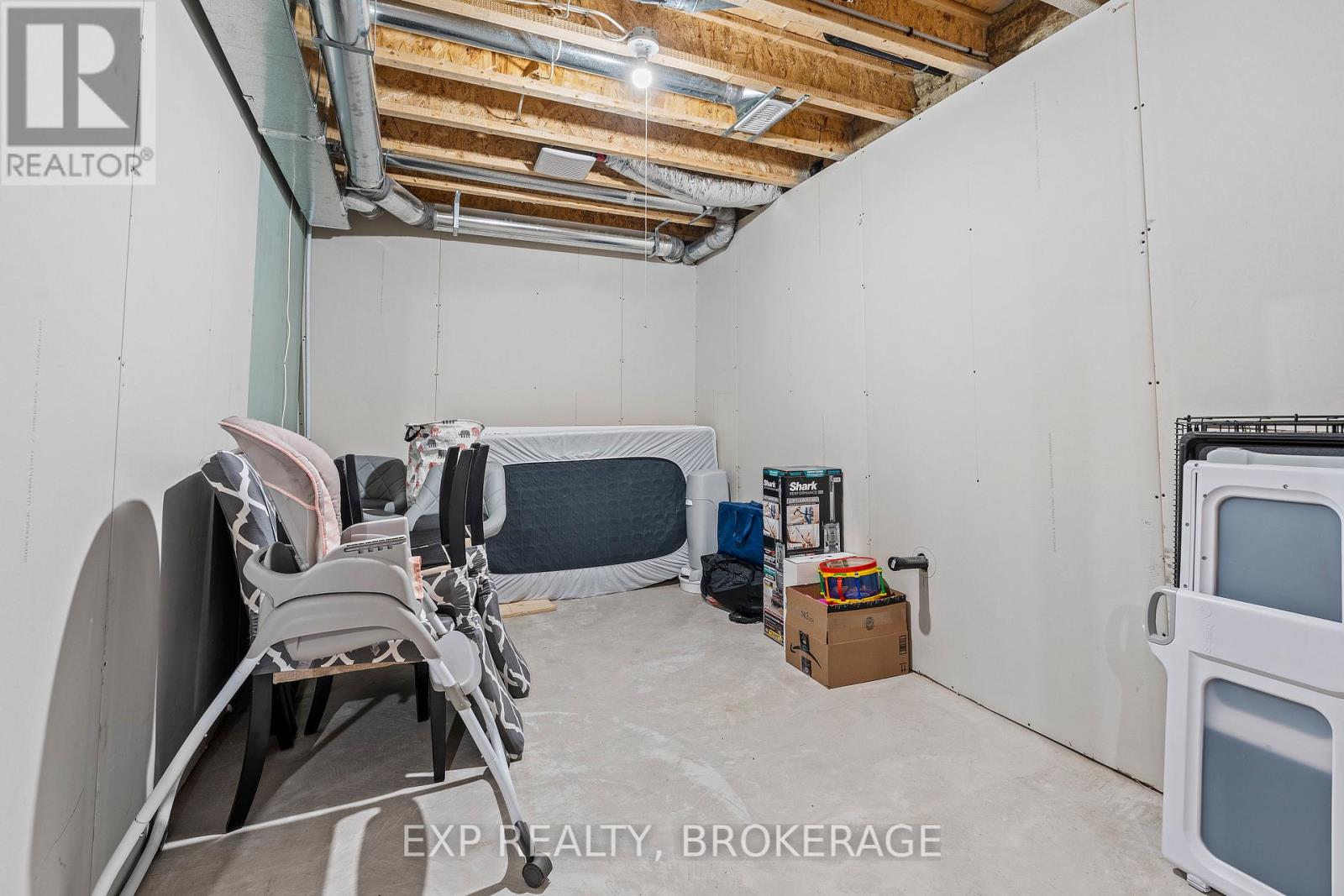 1644 Brookedayle Avenue, Kingston (City Northwest), Ontario  K7P 0S9 - Photo 38 - X12094623