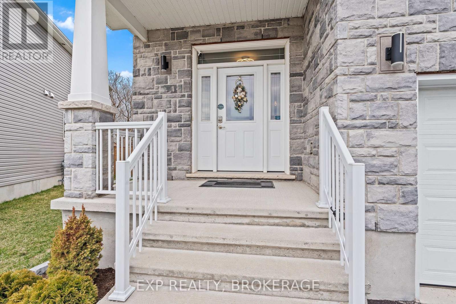 1644 Brookedayle Avenue, Kingston (City Northwest), Ontario  K7P 0S9 - Photo 4 - X12094623