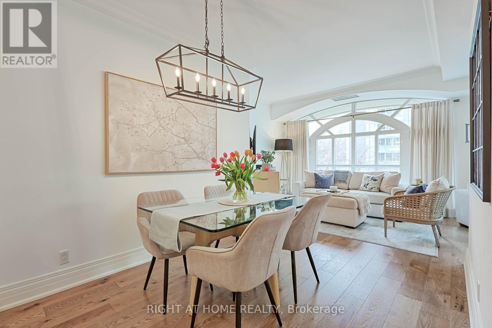 209 - 33 Delisle Avenue, Toronto, Ontario  M4V 3C7 - Photo 9 - C12094595