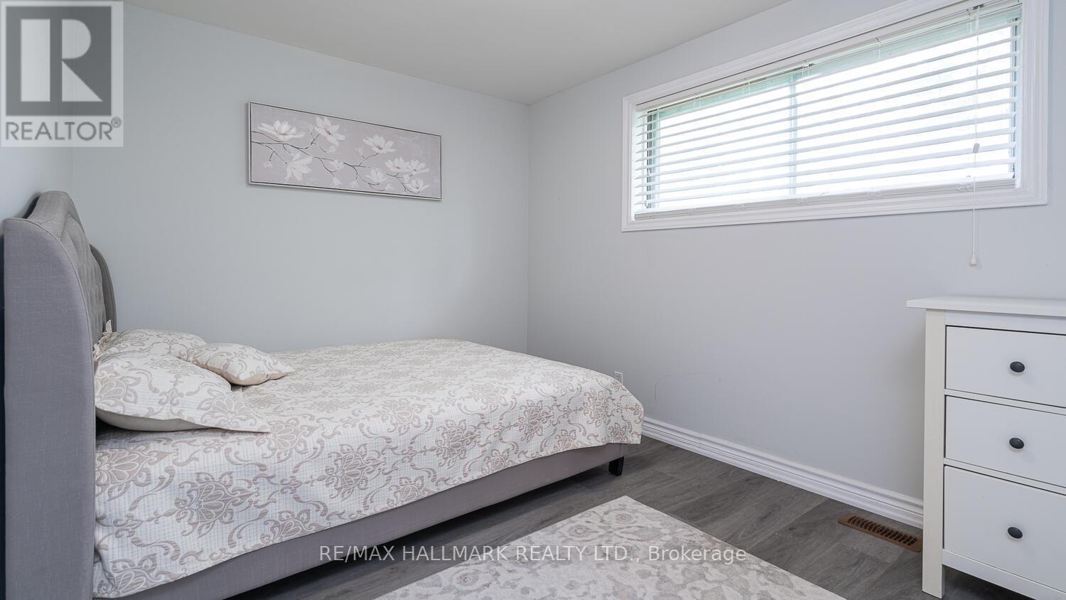 11 Seaton Drive, Aurora, Ontario  L4G 2J9 - Photo 14 - N12094594
