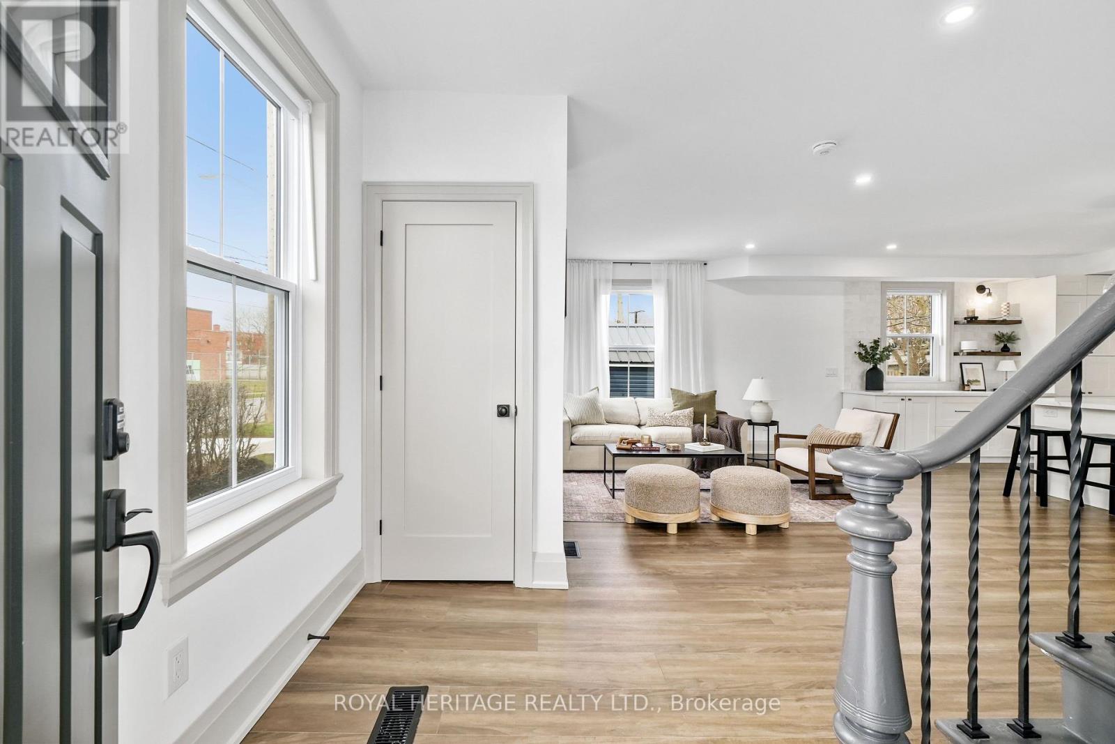 Property at 186 DURHAM STREET image 3