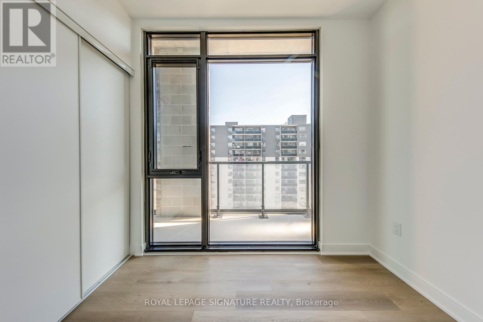 709 - 86 Dundas Street East, Mississauga, Ontario  L5A 0B1 - Photo 12 - W12087456