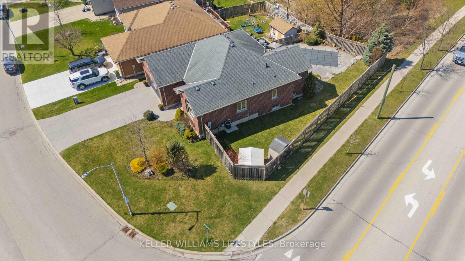 1 Mcgregor Court, St. Thomas, Ontario  N5P 4H7 - Photo 43 - X12094674