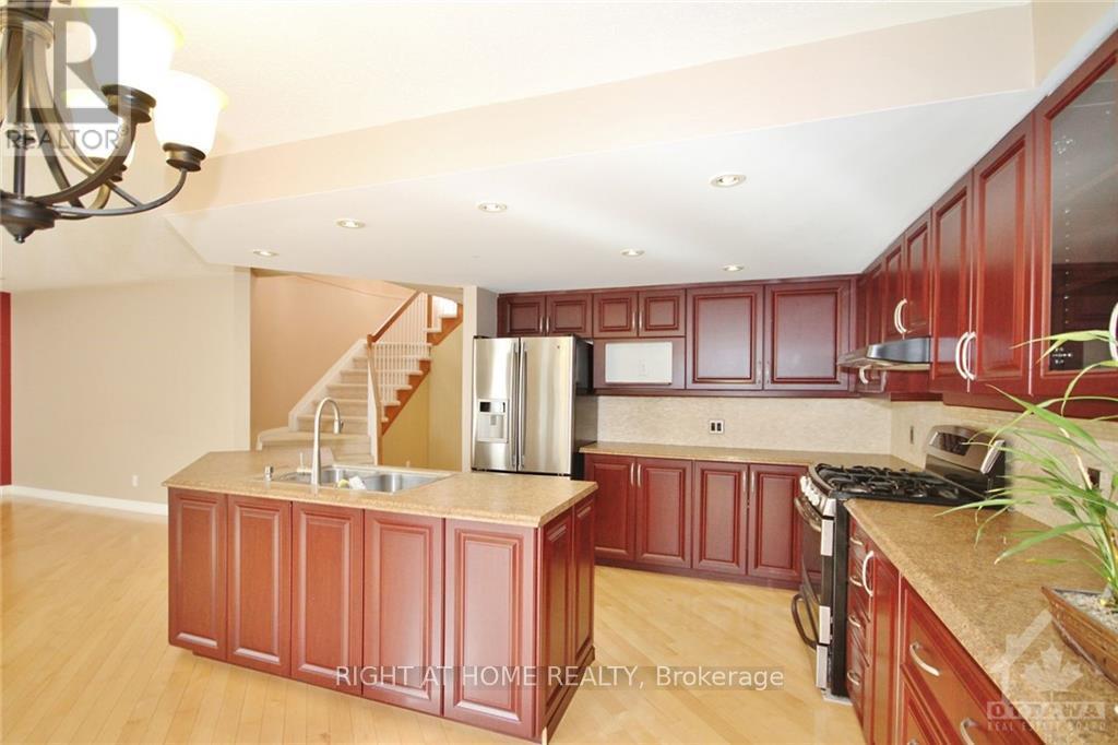 373 Stoneway Drive, Ottawa, Ontario  K2G 6G8 - Photo 8 - X12094613