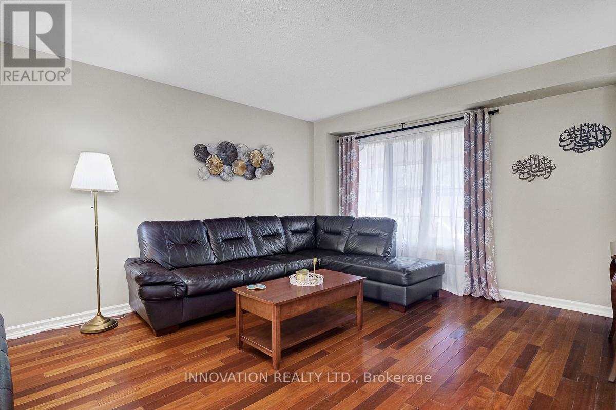 Property at 36 MERSEY DRIVE image 4